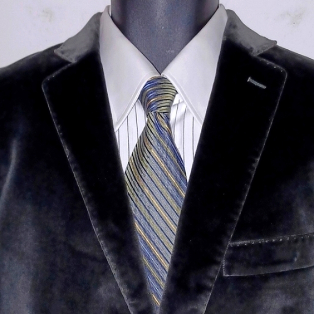 Axcess Striped Silk Necktie